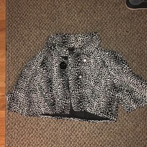 Torrid b&w cropped blazer